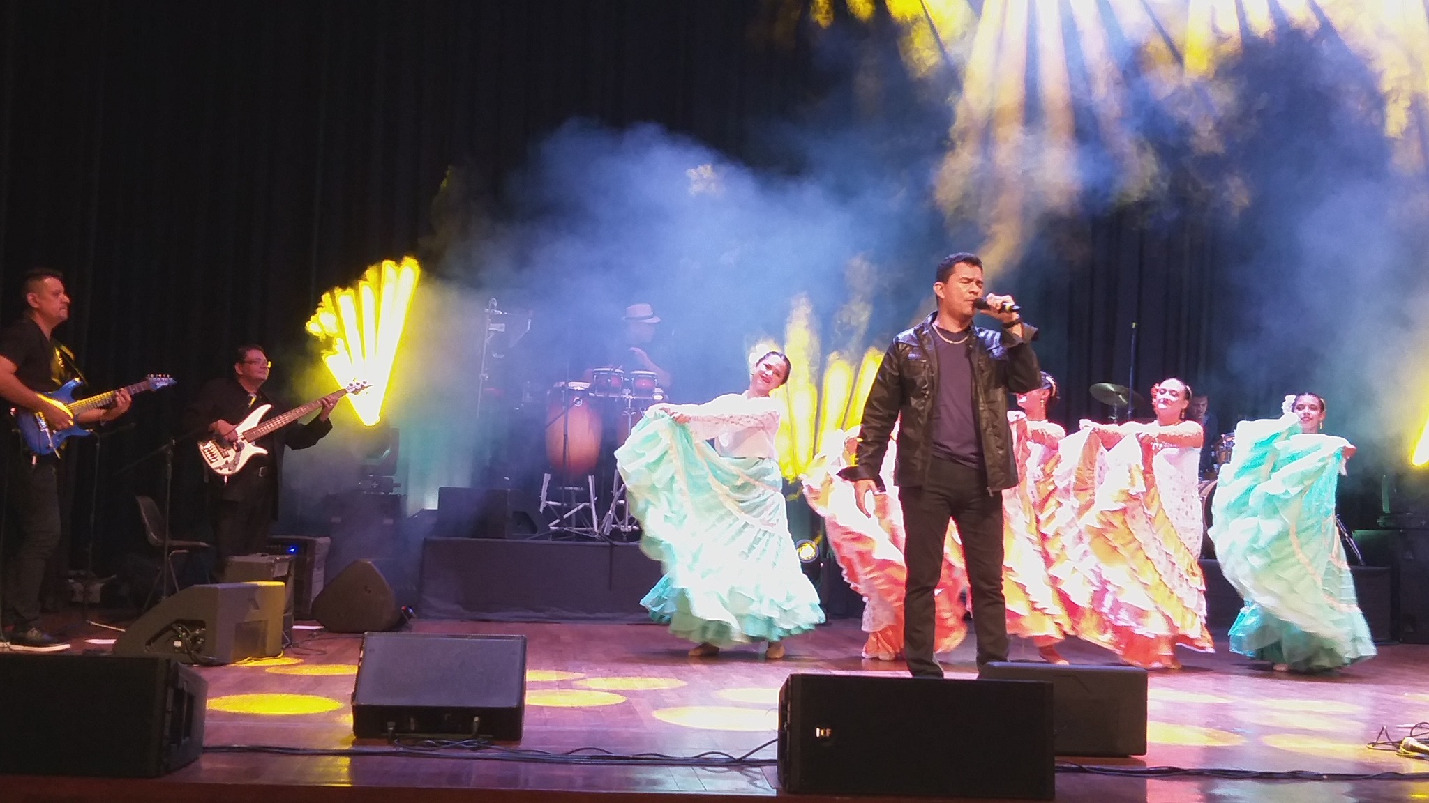 Rolando Rodas en Vivo